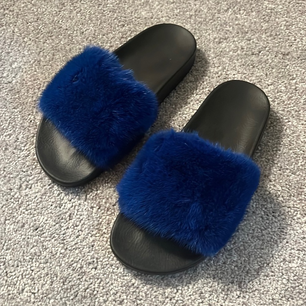 Givenchy mink fur blue slides